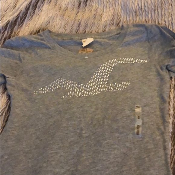 NWT Hollister bling T size small - Picture 6 of 7